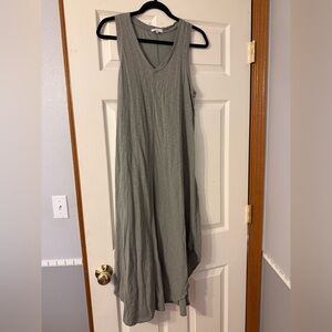 Z supply green/gray midi v neck tank dress size medium